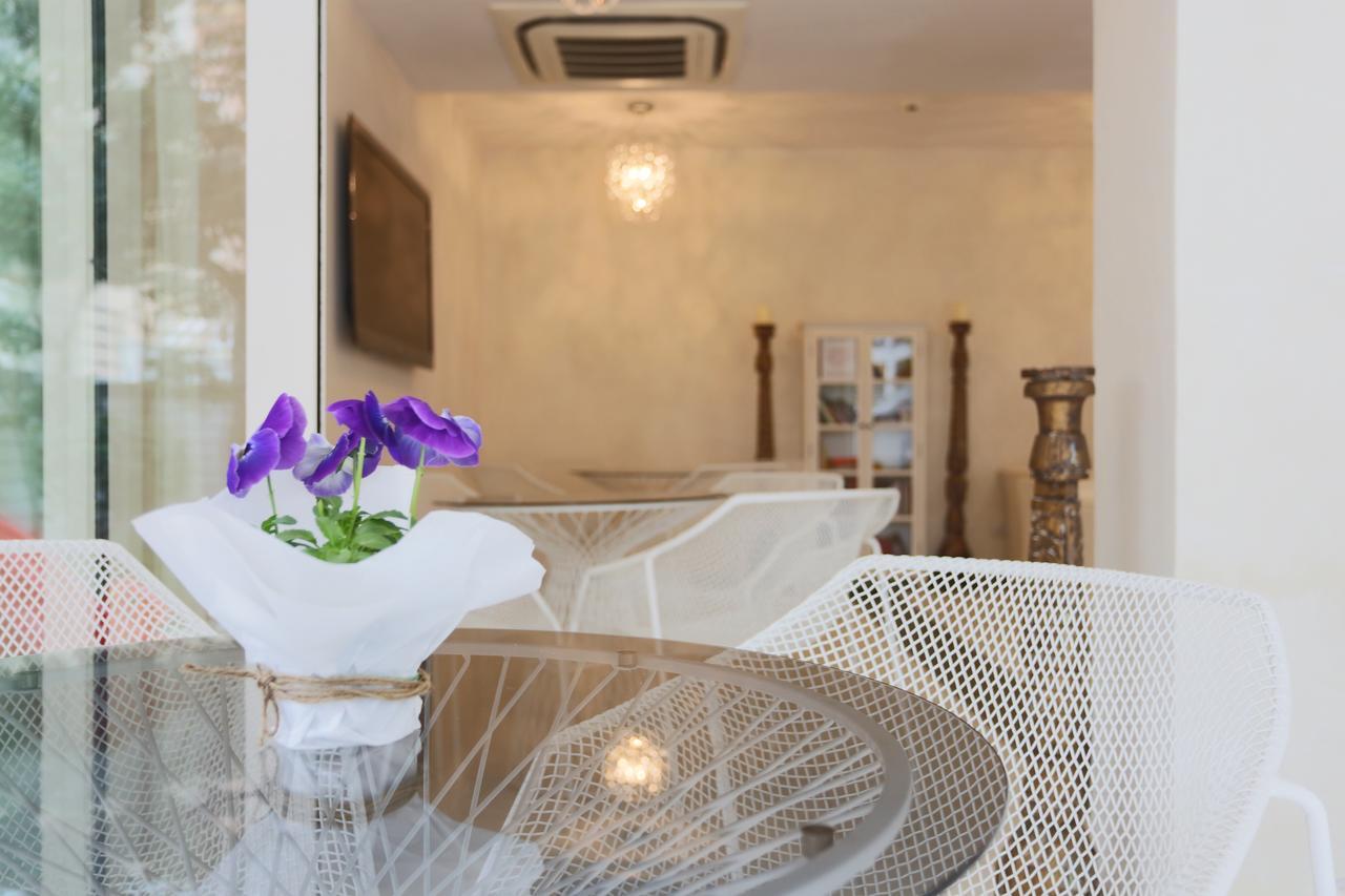 Hotel Caribia Pinarella Cervia Exterior photo